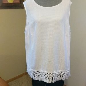 Liz Claiborne white sleeveless cotton top..size 2X